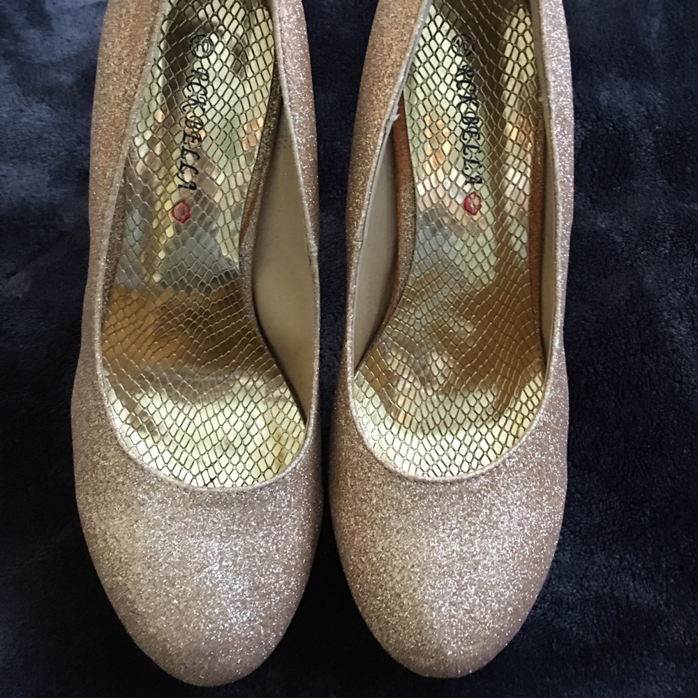 Gold Glitter heels